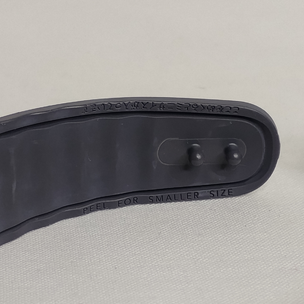 Disney Magic Bands Gray "Eric" Mickey Mouse Park Admission Band ID Bracelet - Picture 6 of 9